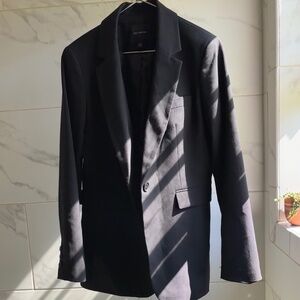 THE LIMITED Women’s Black Blazer
